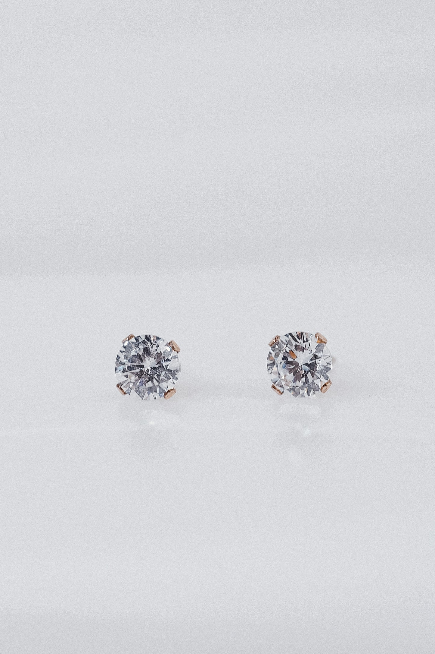 Sierra V 5mm Crystal Gold Stud Earrings